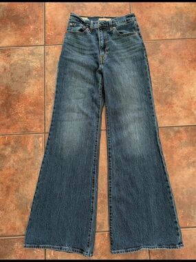 Levi's Ribcage Bell Bottom Jeans